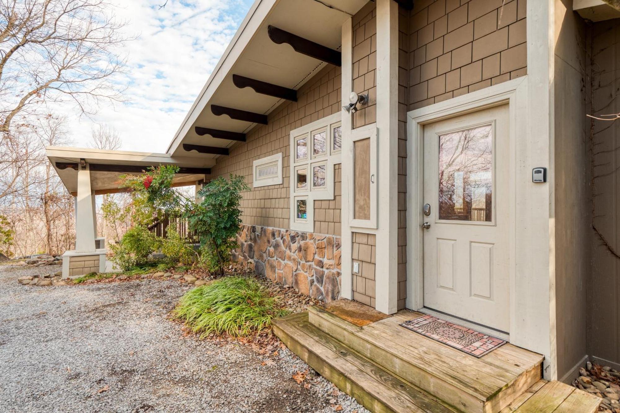 Chestnut By Avantstay Mountain Cabin W Treetop Views Hot Tub Game Room Gatlinburg Bagian luar foto