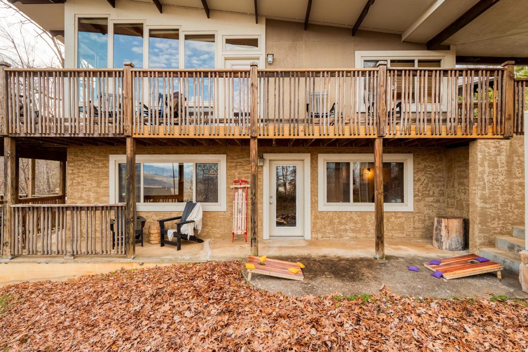 Chestnut By Avantstay Mountain Cabin W Treetop Views Hot Tub Game Room Gatlinburg Bagian luar foto