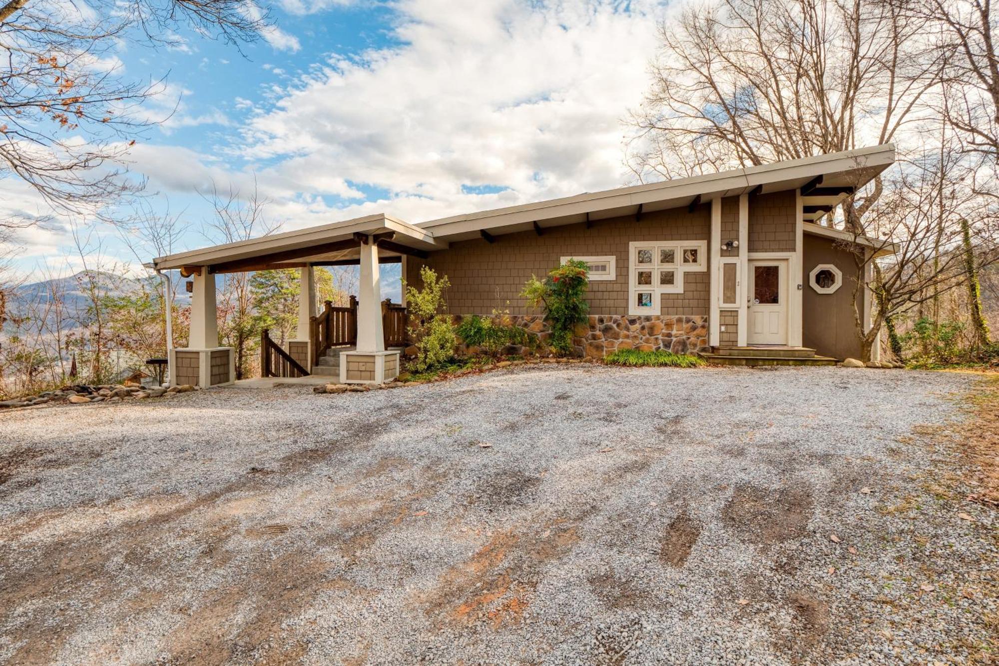 Chestnut By Avantstay Mountain Cabin W Treetop Views Hot Tub Game Room Gatlinburg Bagian luar foto