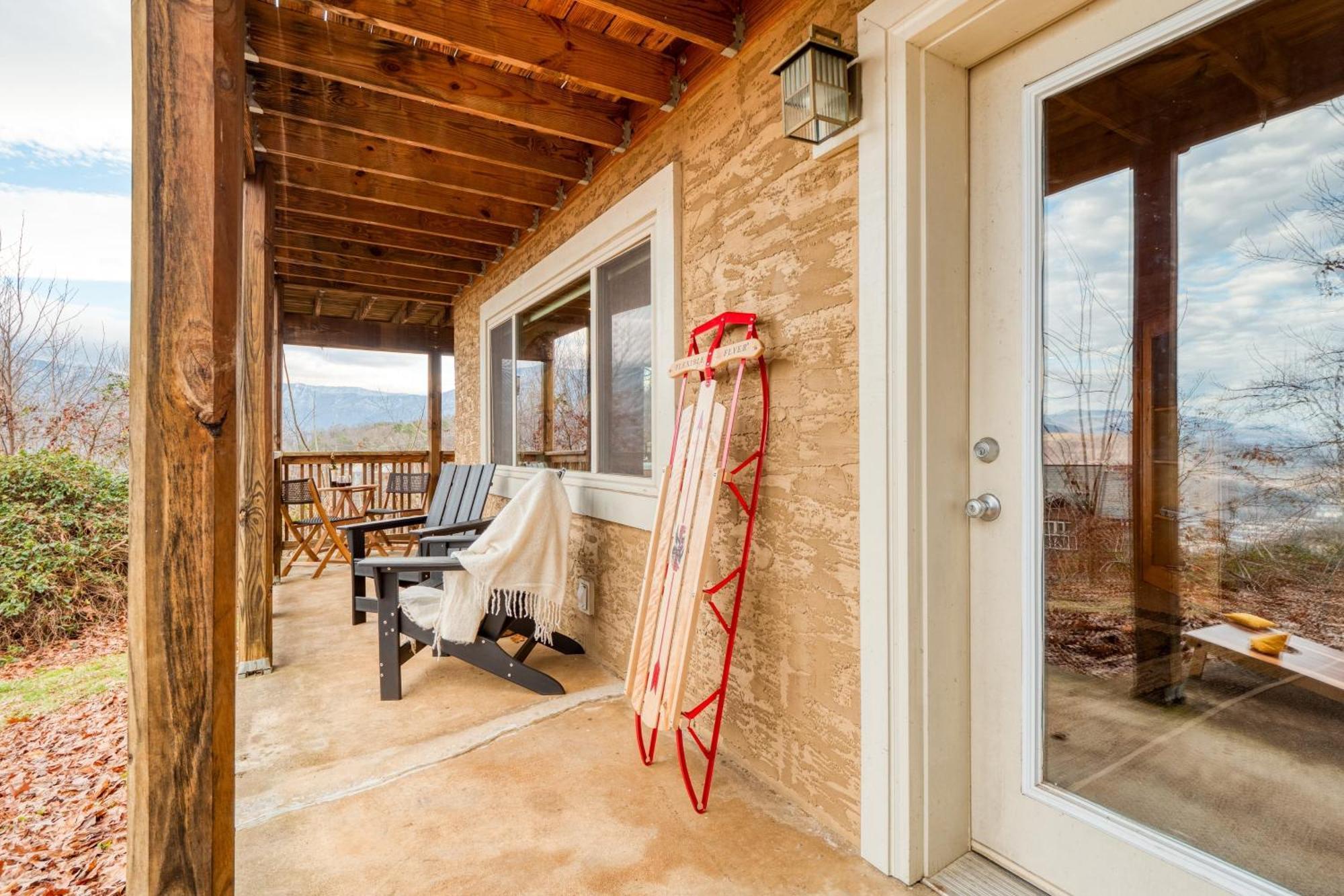 Chestnut By Avantstay Mountain Cabin W Treetop Views Hot Tub Game Room Gatlinburg Bagian luar foto